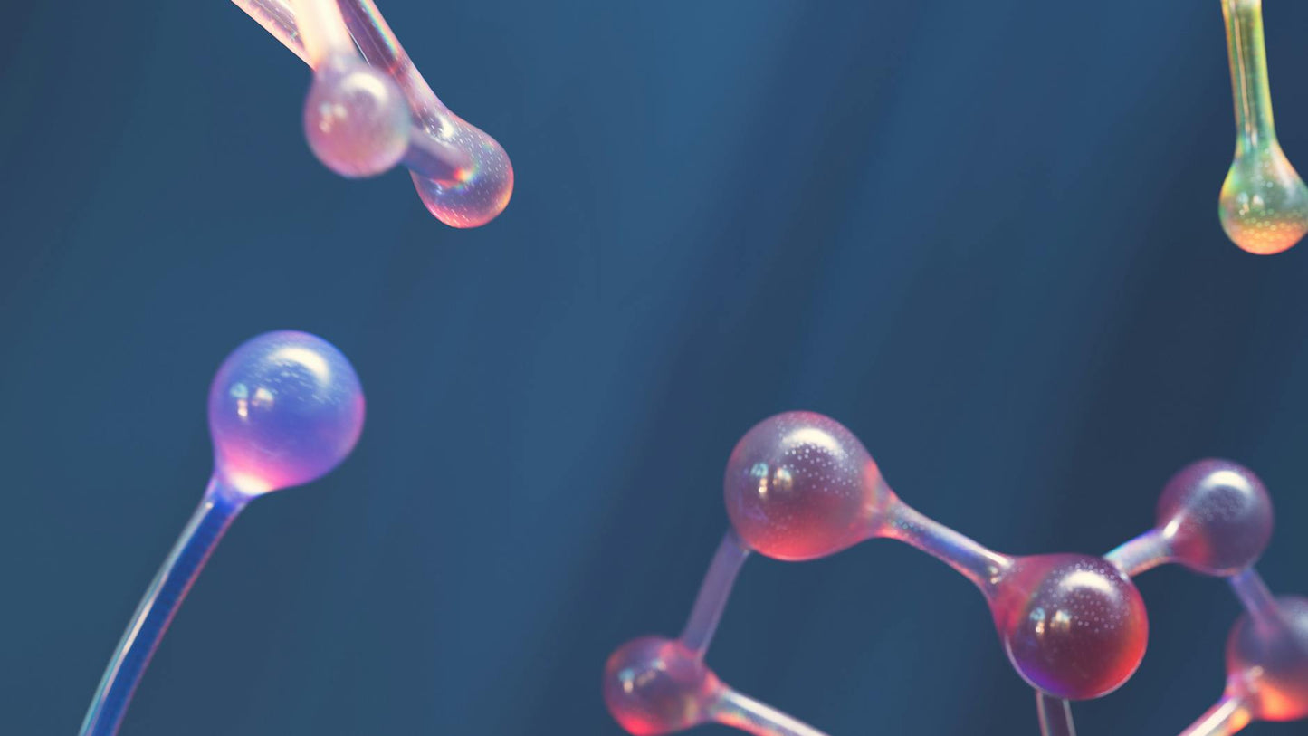 Delta 9 THC vs Delta 8 THC molecular structure comparison in laboratory setting